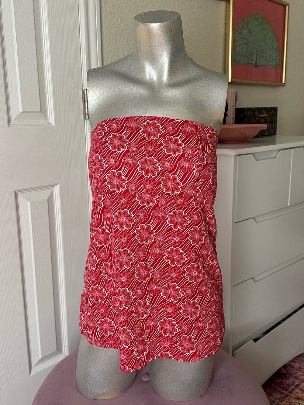 Y2K Central Falls Red & White Floral Print Strapless Top